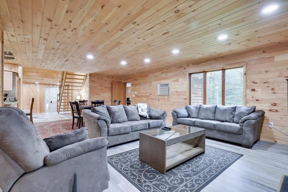Relax In Blakeslee - Spacious 5Br Home With Bbq Exterior foto